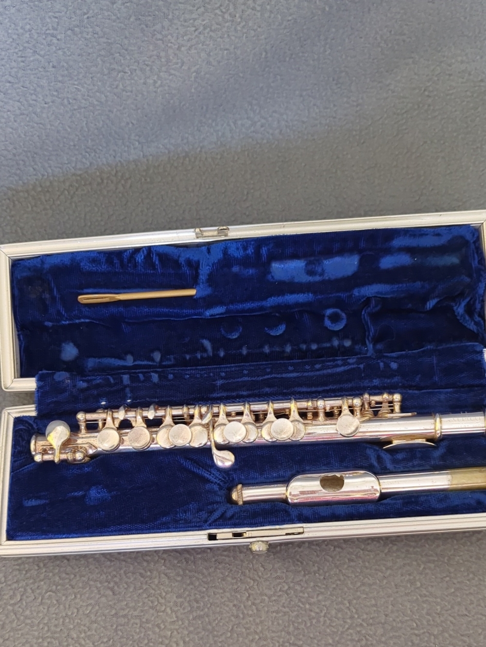 Artley Piccolo Serial # 126710. With Case.